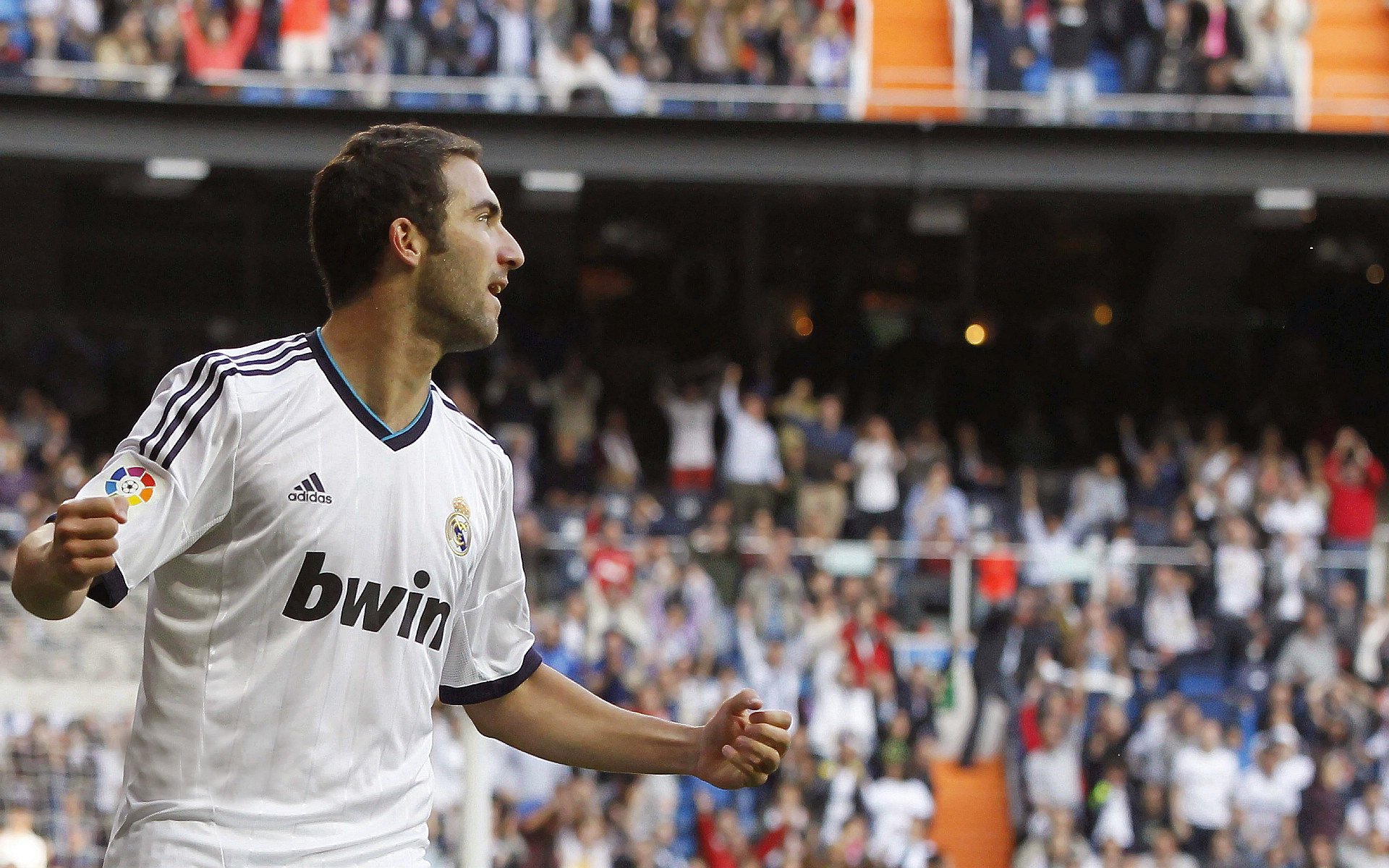 阿尔阿赫利比赛节奏把控出色,阿尔阿赫利vs帕尔梅拉斯